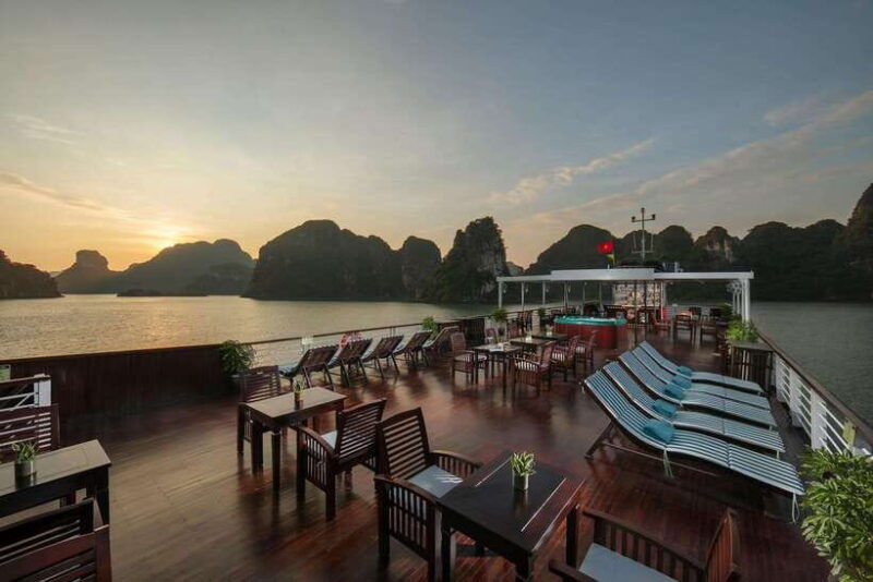 nyna-travel-7d6n-hanoi-ninh-binh-ha-long-hcmc-mekong-delta
