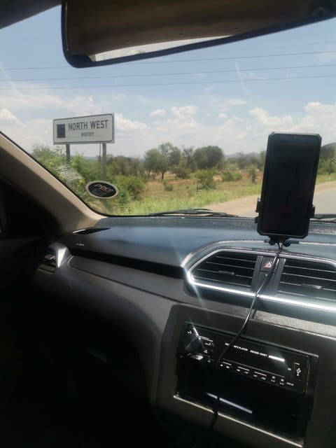 or-tambo-airport-private-transfer-to-sandton