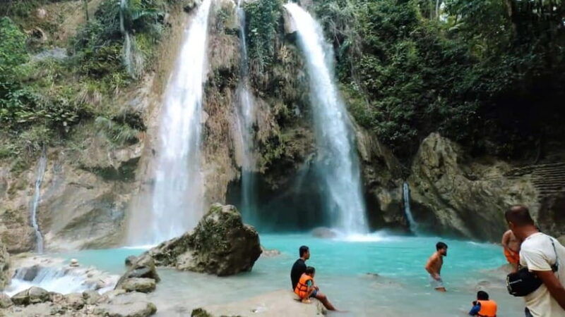 oslob-whaleshark-swimming-inambakan-falls-moalboal-tour