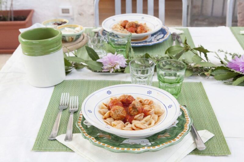 otranto-dining-experience-at-a-locals-home
