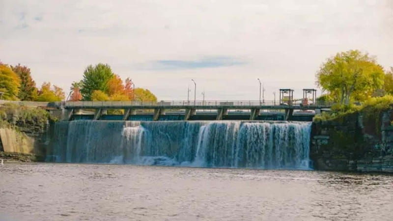 ottawa-best-of-ottawa-small-group-tour-with-canal-cruise