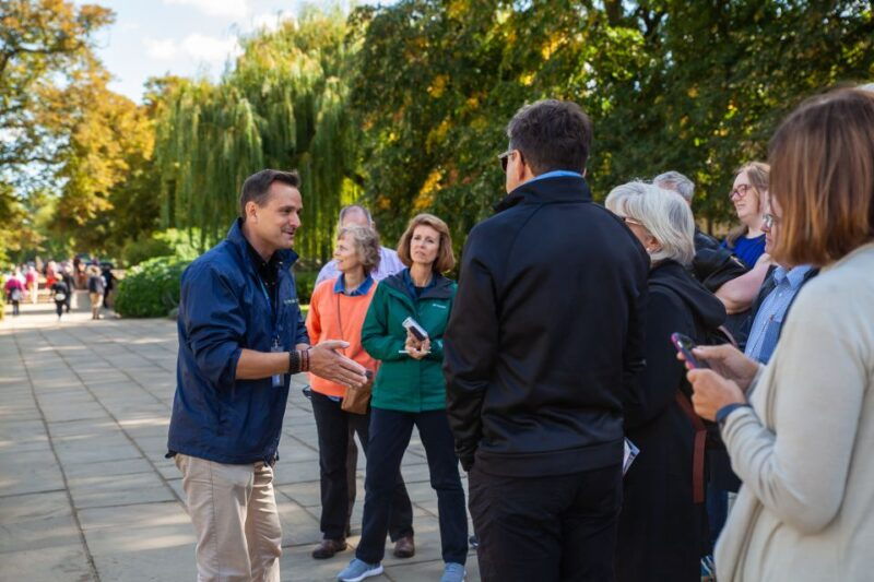 oxford-university-and-city-walking-tour-with-alumni-guide