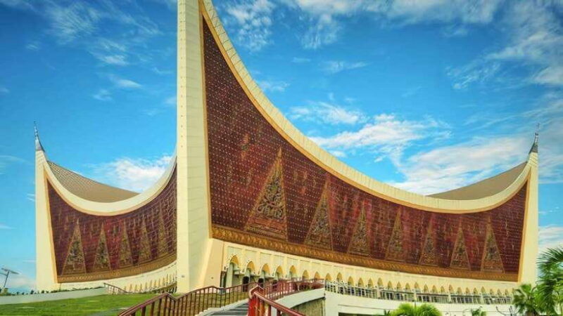 padang-3-days-exploring-iconic-place-of-padang