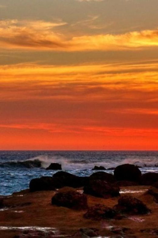 paracas-amazing-sunset-in-the-paracas-national-reserve