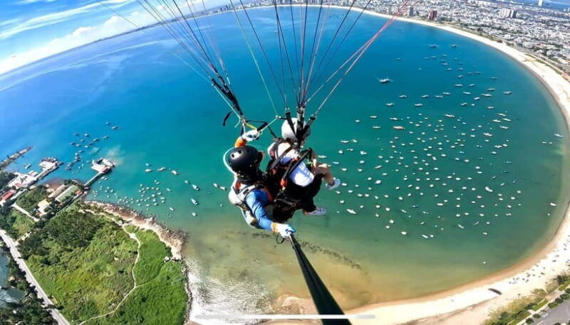 paragliding-and-seeing-da-nang-from-above-is-wonderful-2