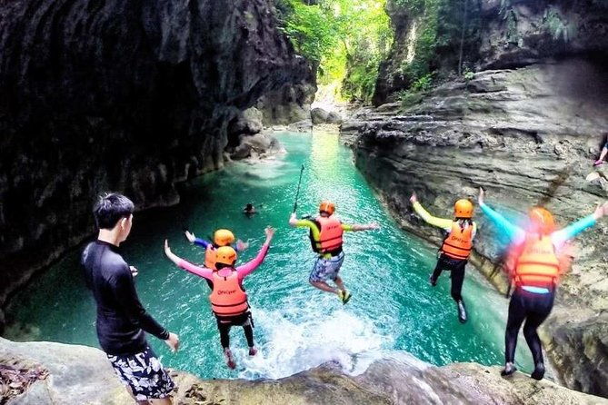 Pescador Island with Sardines & Turtle and Canyoneering in Kawasan Falls - What’s Included and What to Consider