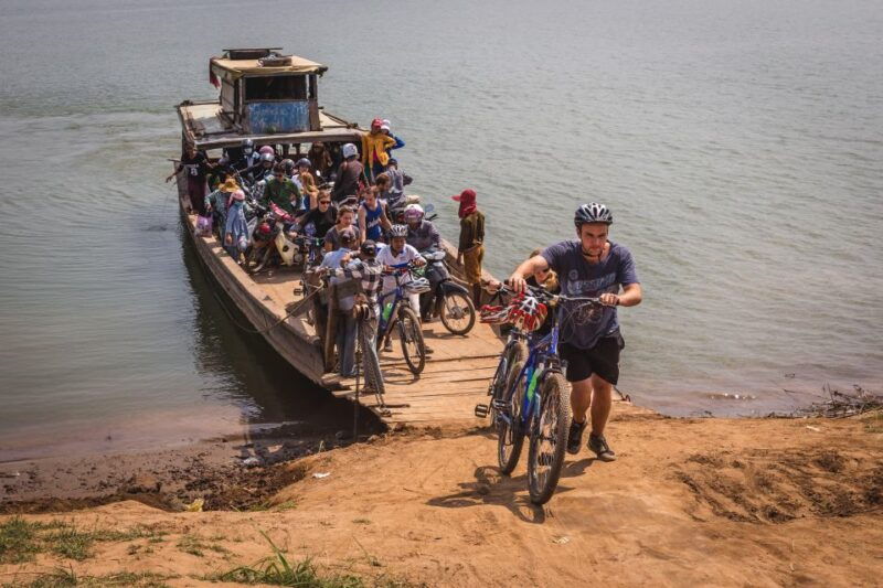 phnom-penh-mekong-islands-silk-islands-guided-bike-tour