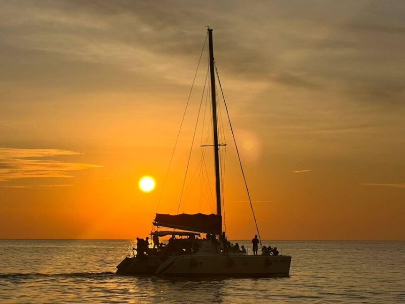 phuket-coral-island-sunset-dinner-by-sailing-catamaran