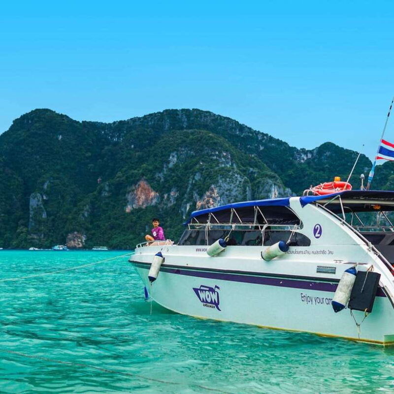 phuket-khao-lak-snorkeling-trip-to-phi-phi-bamboo-islands