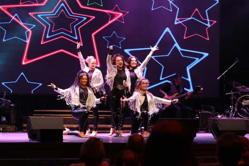 pigeon-forge-timewarp-jukebox-show-grand-majestic-theater