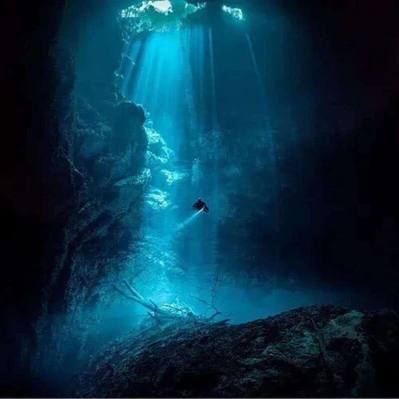 playa-del-carmen-diving-in-cenotes-the-pit-and-dos-ojos