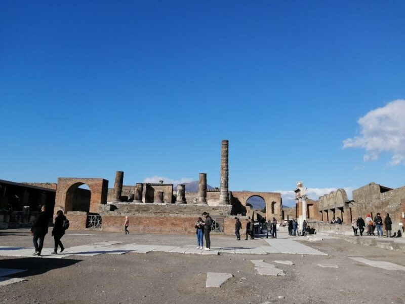 pompeii-private-guided-tour-with-an-archeologist