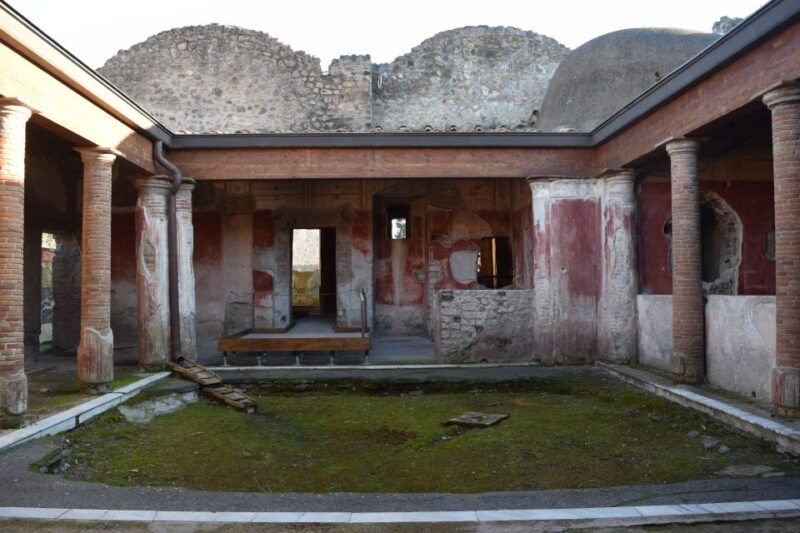 pompeii-private-guided-tour-with-lunch