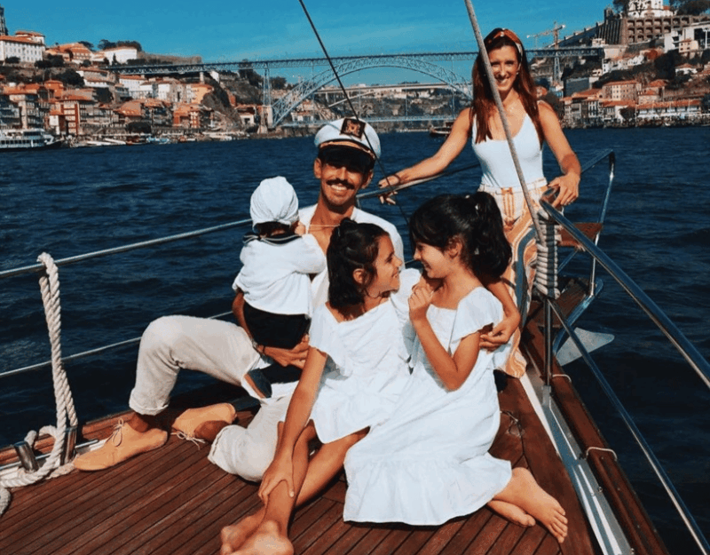 porto-classic-sailboat-cruise-along-the-douro-river