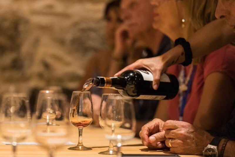 porto-guided-tour-and-tasting-of-3-port-wines-at-pocas
