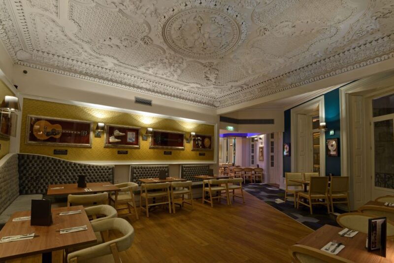 porto-hard-rock-cafe-skip-the-line-with-set-menu