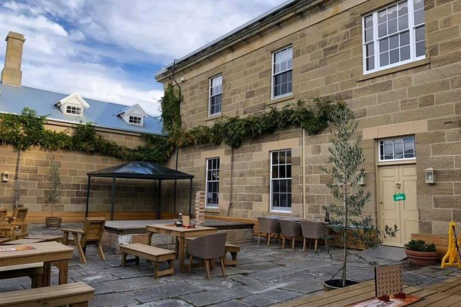 Premium Tour and Lunch Package for 2 - In-Depth Look: What to Expect on This Tasmania Experience