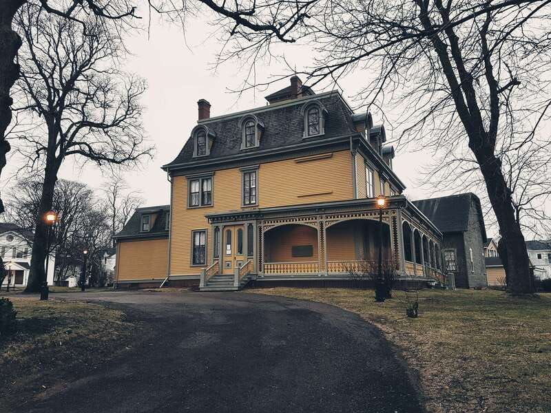 prince-edward-island-small-group-charlottetown-walking-tour