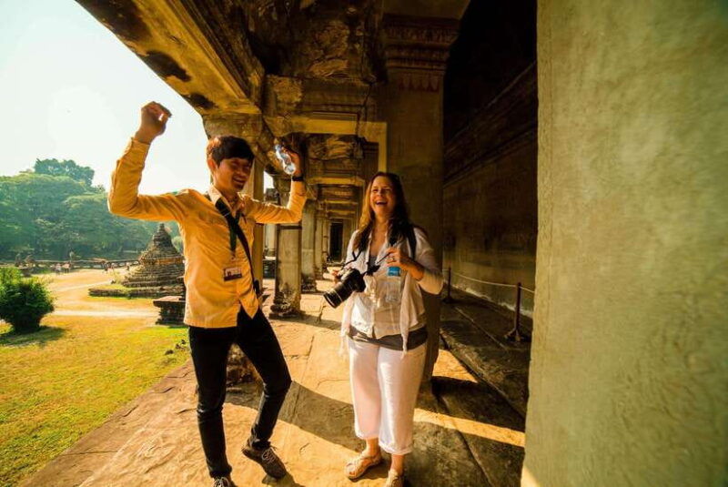 private-angkor-sunrise-guide-breakfast-and-tuktuk-included