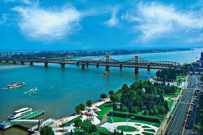Private Dandong City Day Tour:Hushan Great Wall,Yalu River Broken Bridge,Border - The Yalu River Broken Bridge and Lunch Break