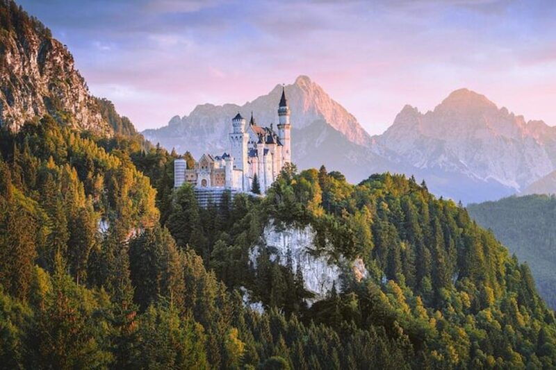 private-driver-munich-to-neuschwanstein-landsberg-am-lech