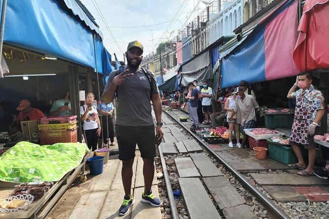 Private Floating Market and Maeklong Railway Market Day Tour - Practical Tips for Booking and Enjoying the Tour