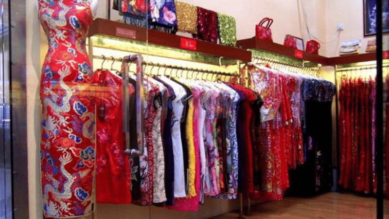 private-shanghai-shopping-tour-with-local-shopping-guru