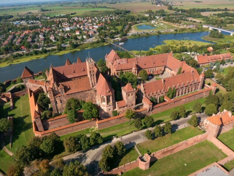 private-transportation-to-the-malbork-castle-from-gdansk