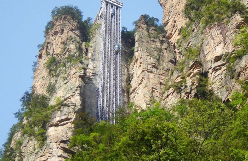 private-trip-of-zhangjiajie-national-park-and-glass-bridge