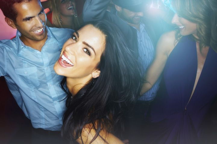 pub-crawl-cologne-including-admission-fee-for-bars-and-shots