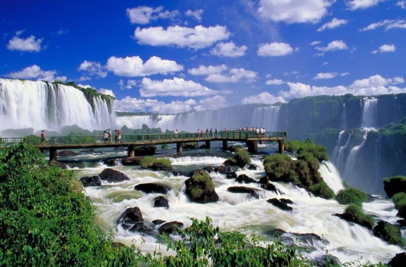 puerto-iguazu-iguazu-falls-brazilian-side-tour