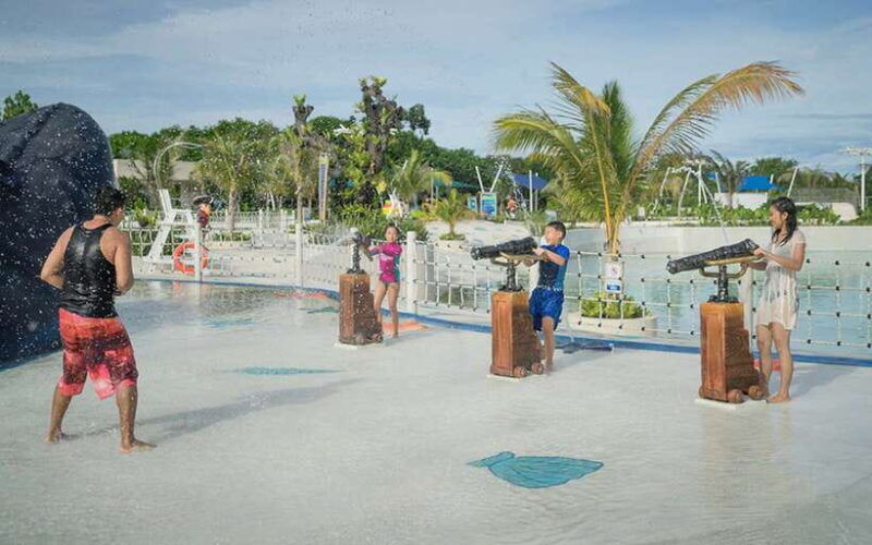 puerto-princesa-astoria-water-park-day-pass-transfers