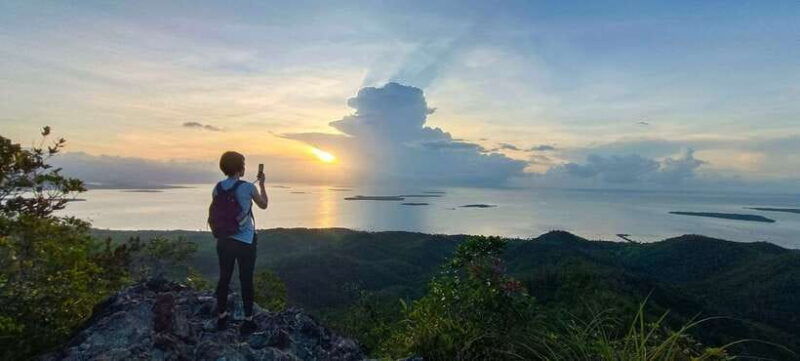 puerto-princesa-private-sunrise-trek-at-mt-magarwak