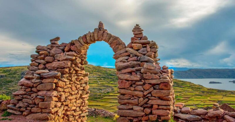 puno-2-days-uros-islands-amantani-island-taquile-island