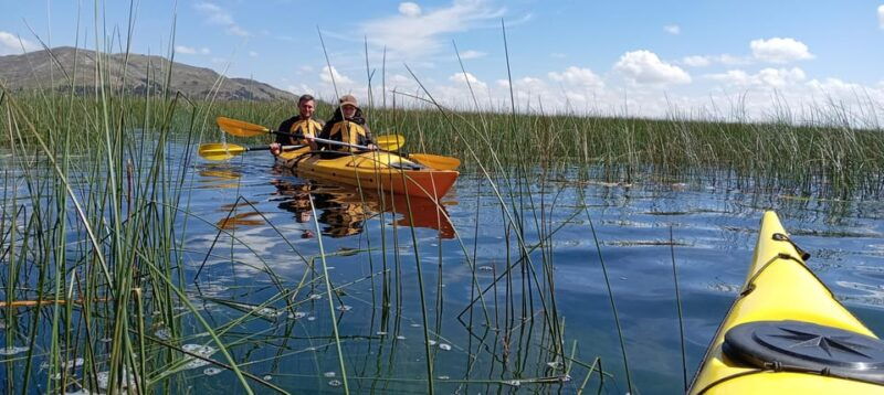 puno-uros-floating-island-kayak-experience-at-lake-titicaca