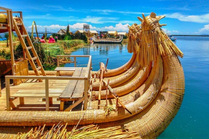 puno-uros-floating-islands-and-taquile-island-full-day-tour