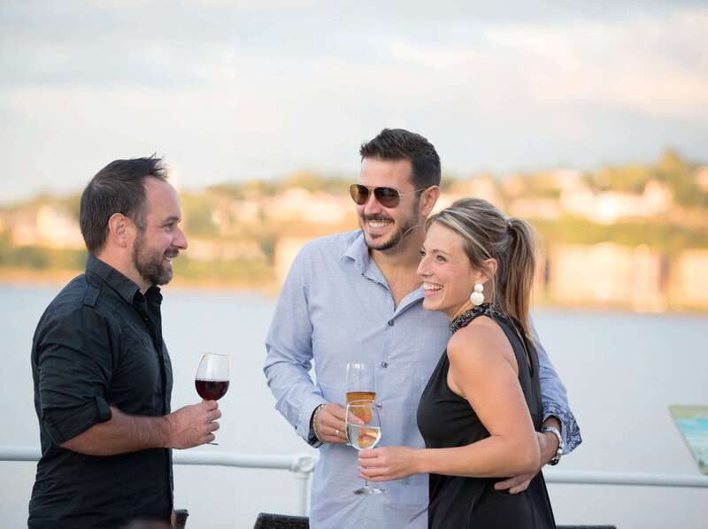 quebec-city-2-hour-cocktail-dj-evening-cruise