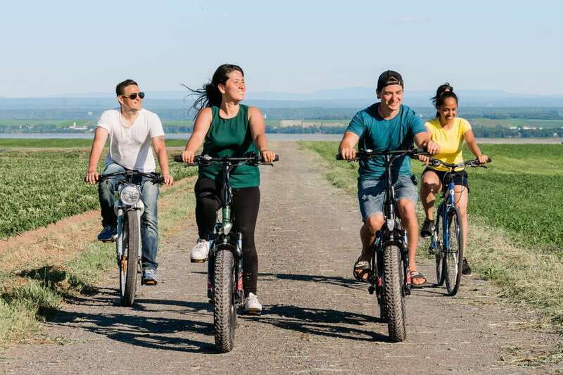 quebec-city-regular-bike-rental-on-ile-dorleans