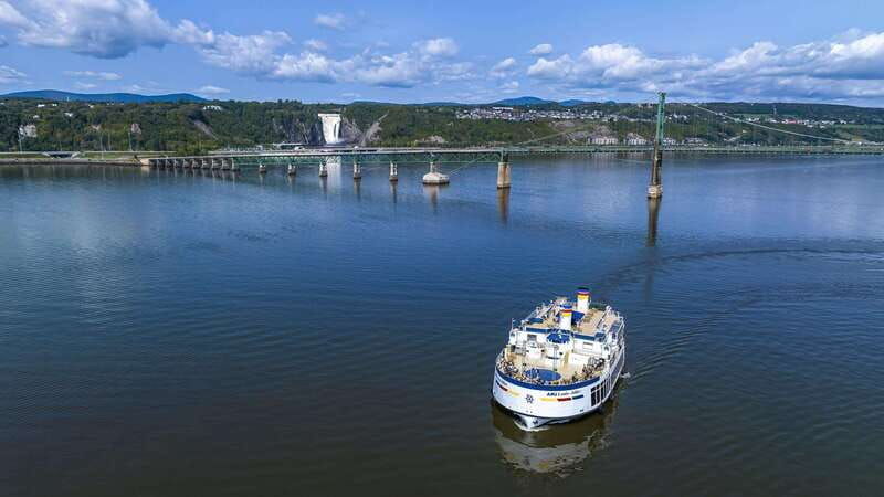 quebec-city-weekend-river-brunch-cruise-with-vip-option