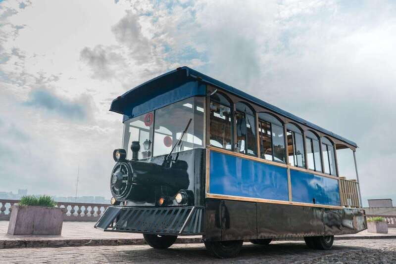 queretaro-classic-trolley-car-guided-tour