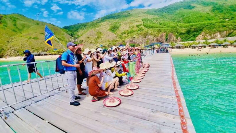 quy-nhon-ky-co-eo-gio-maldives-vietnam-paradise-group-tour