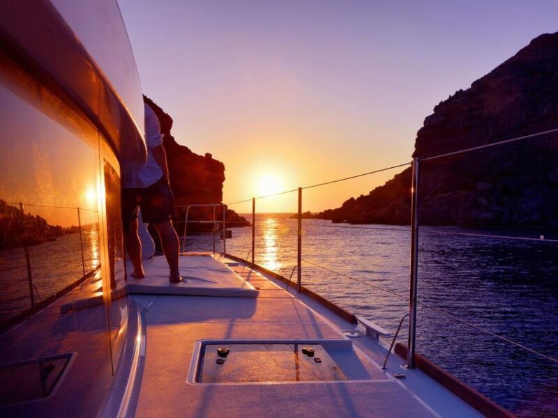 rethymno-luxury-sunset-cruise-with-dinner-and-drinks
