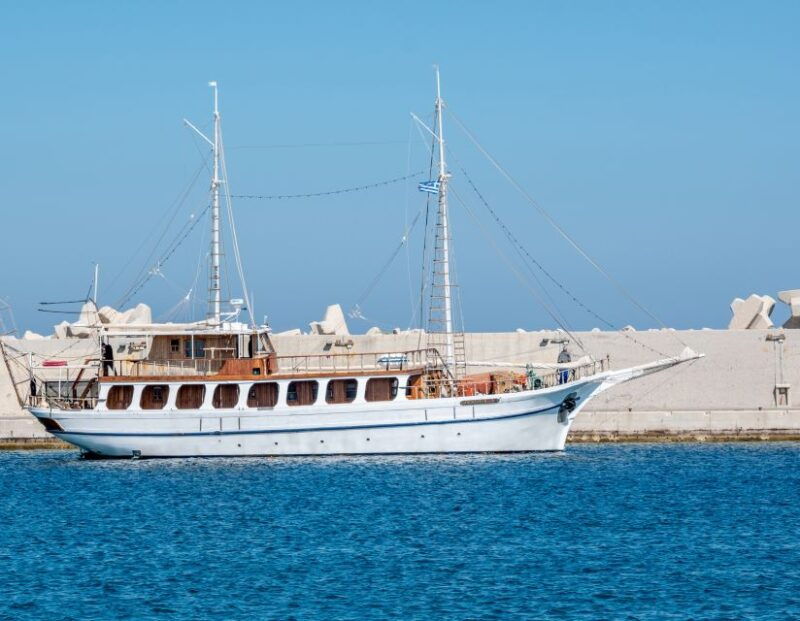 rhodes-sunset-cruise-swimming-stop-snaks-drinks