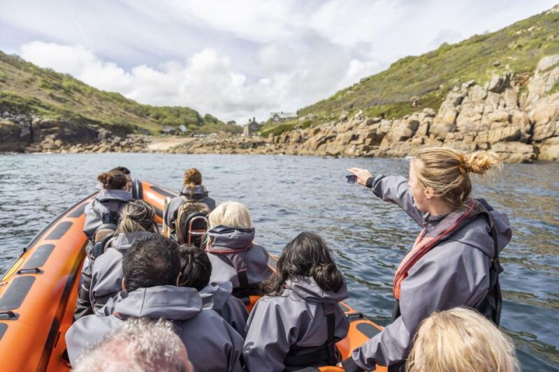 rounding-cornwall-boat-trip-experience-departing-hayle