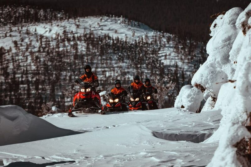saariselka-snowmobile-ride-with-hot-drinks