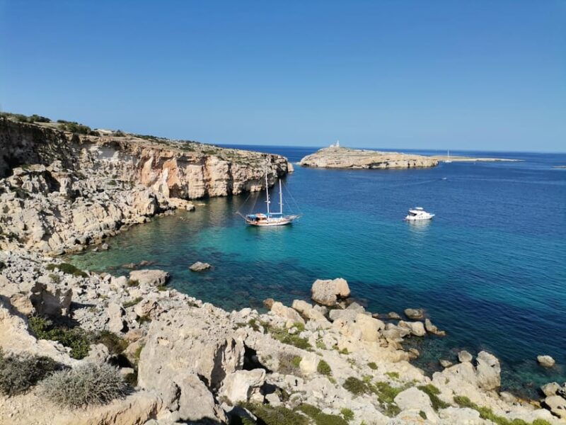 saint-pauls-bay-hiking-tour-with-local-products-picnic