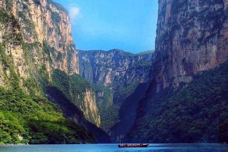san-cristobal-sumidero-canyon-and-chiapa-de-corzo-tour