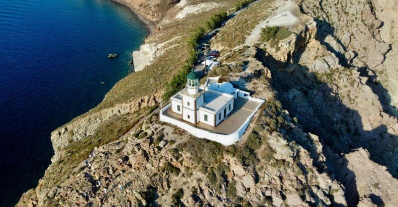 santorini-akrotiri-excavation-megalochori-beaches-tour