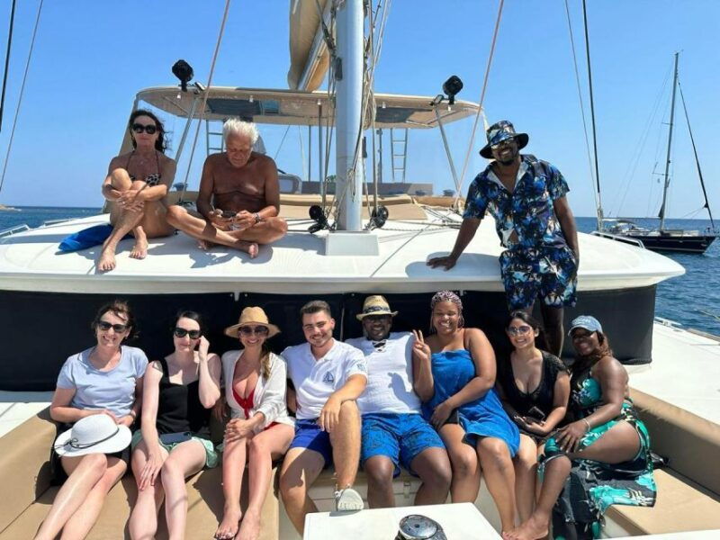 santorini-catamaran-day-cruise-lunch-drinks-and-transfers