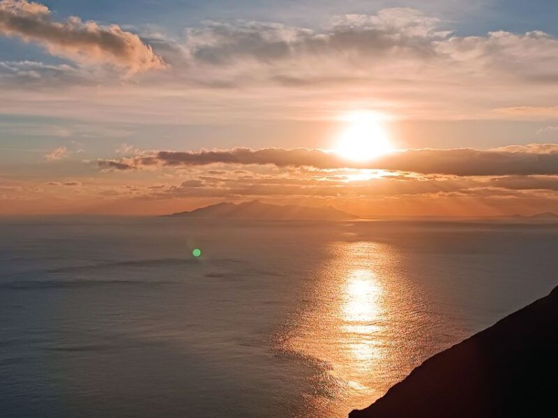 santorini-private-guided-sunrise-tour-with-a-sunrise-view